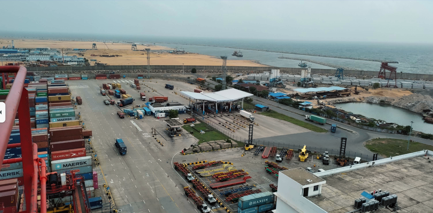 Congestion forces shipping lines to jump ship from Colombo